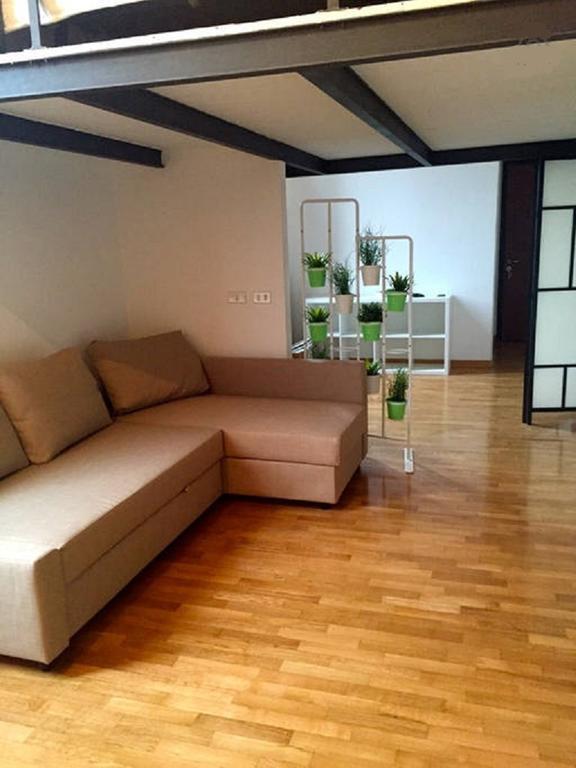 V12 Design Apartments Milan Bilik gambar