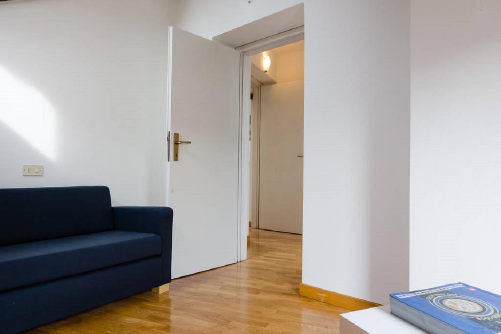 V12 Design Apartments Milan Bilik gambar
