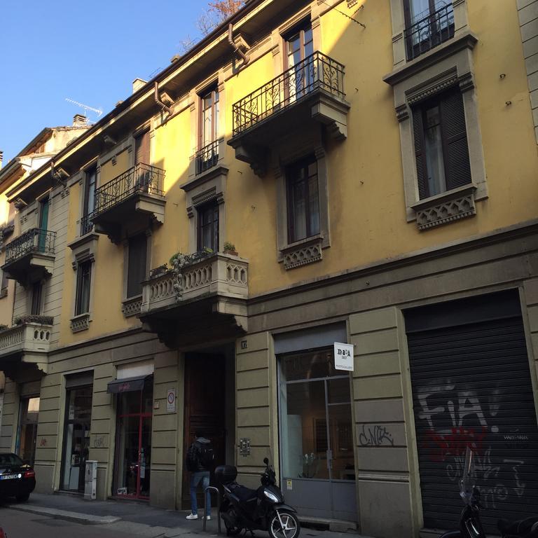 V12 Design Apartments Milan Luaran gambar